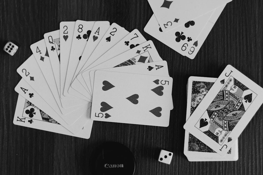 6 of diamonds playing card 6 of diamonds playing card