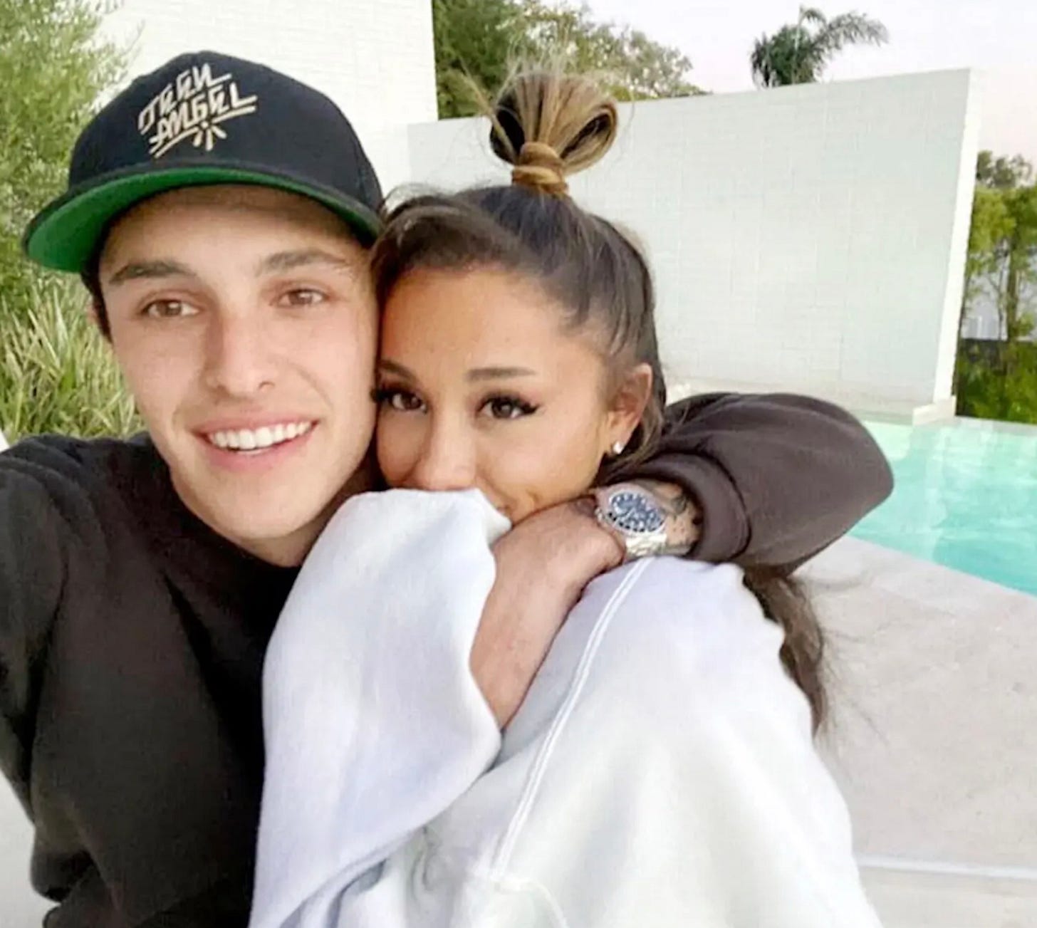 ariana-grande-dalton-gomez