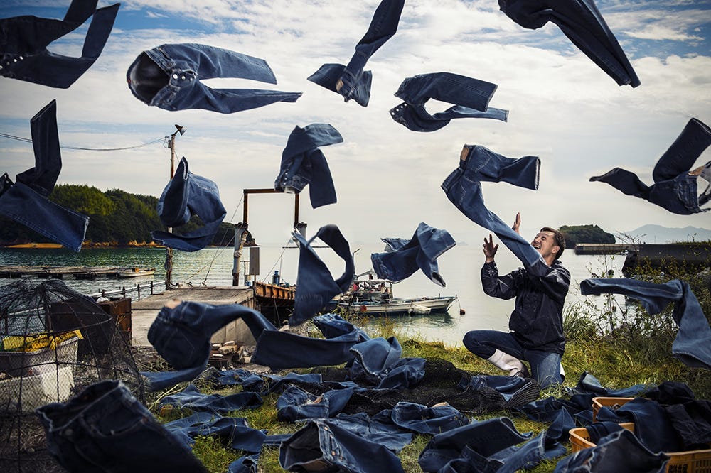 デニム界の巨匠・林 芳亨(よしゆき)氏が監修。氏のブランド『RESOLUTE(リゾルト)』の『710』と『711』を柱に、今後は『ONOMICHI DENIM PROJECT』の独自モデルの開発にも挑む。