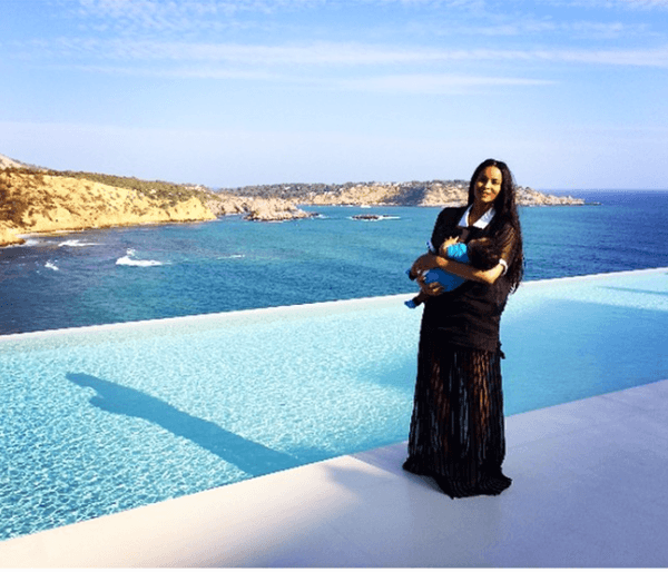 ciara with baby after leaving man images 2014