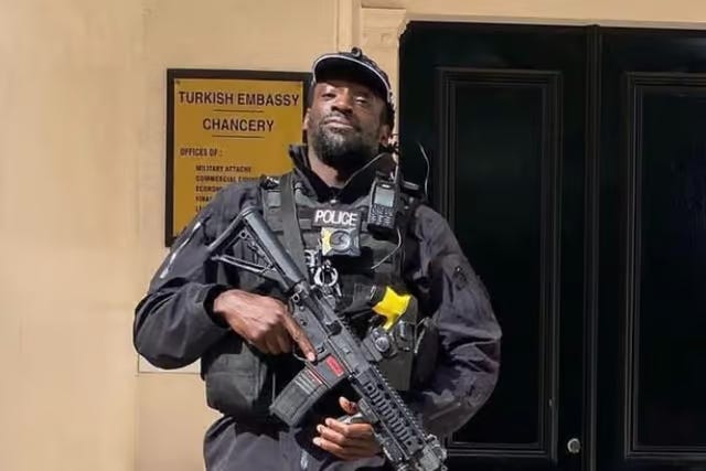 Exclusive | ‘Batty holes’ and ‘wastemen’: Black Met officer faces sack ...