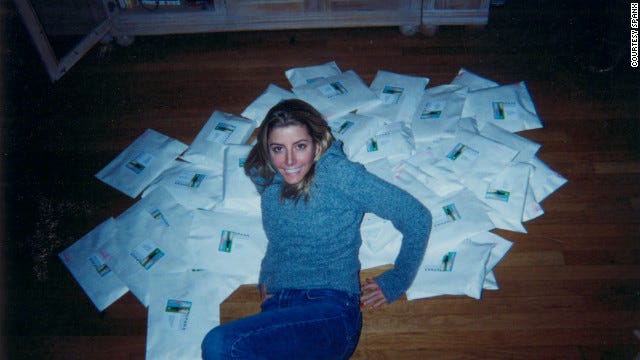 The Spanx Startup Story. How Spanx Founder Sara Blakely Built Spanx.