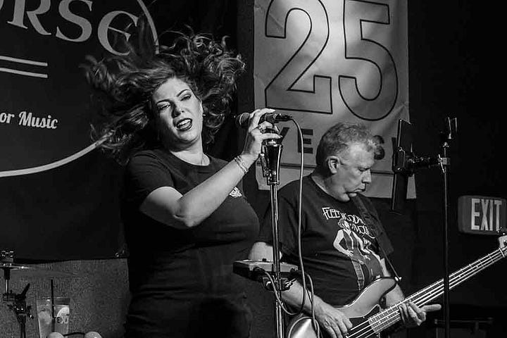 Hellen Bach live at The Iron Horse Pub