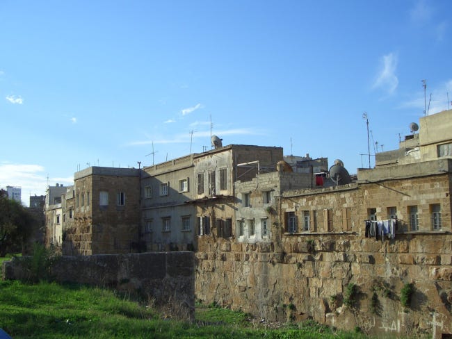 Une citadelle médiévale aux abords de Tartous