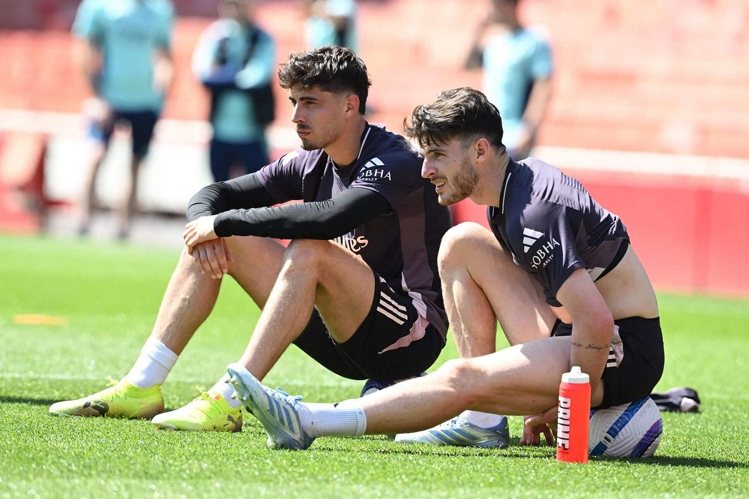 Observing an Arsenal training session: Music, a large stopwatch and intensity - The Athletic Observing an Arsenal training session: Music, a large stopwatch and intensity - The Athletic