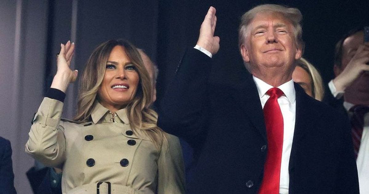 At the World Series, Donald Trump&#39;s &#39;Tomahawk chop&#39; with Braves fans was  hailed as the &#39;best ever.&#39; - Techno Trenz