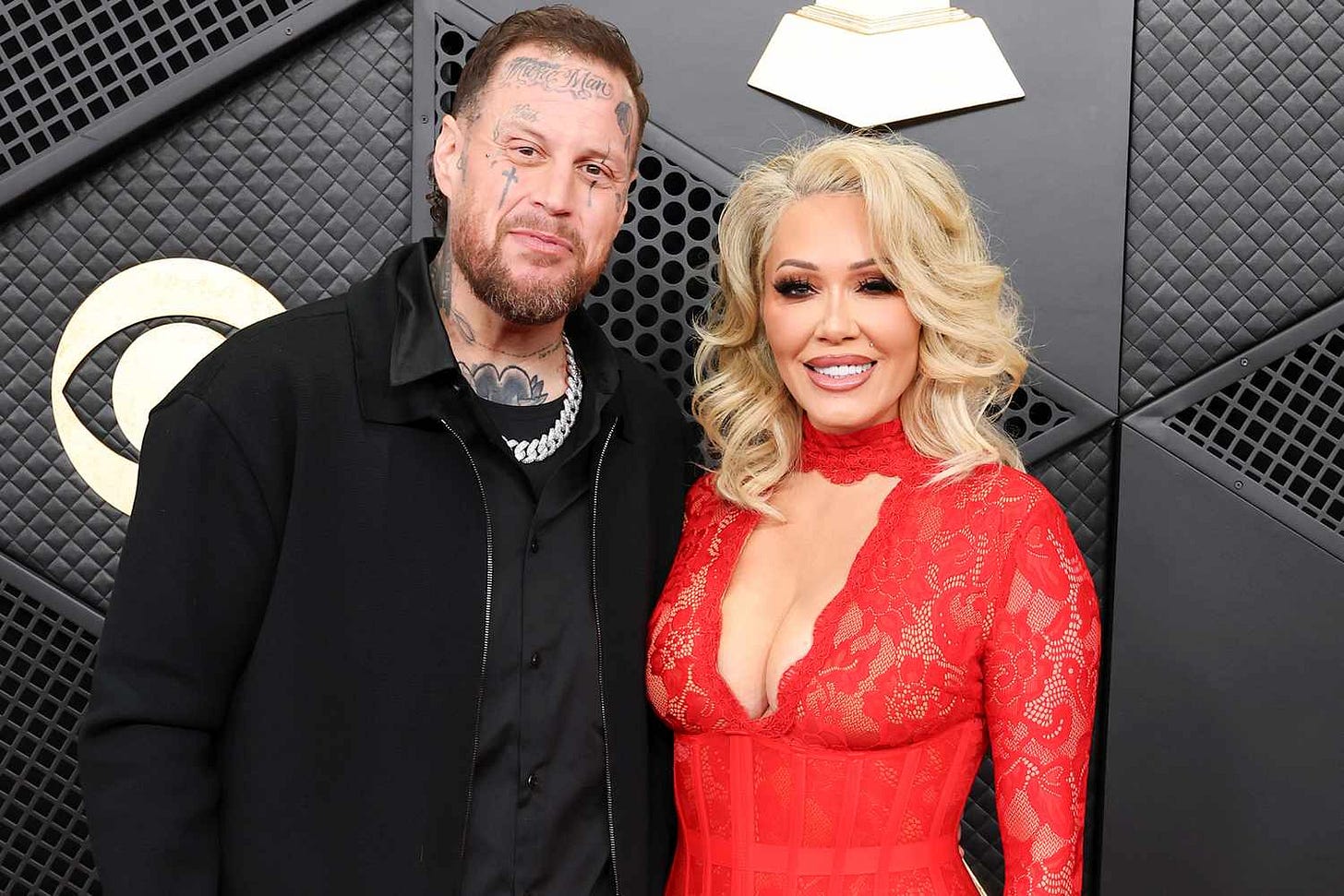 Jelly Roll Removes Wife Bunnie Xo's Name from IG Bio After Filing for Divorce Jelly Roll Removes Wife Bunnie Xo's Name from IG Bio After Filing for Divorce