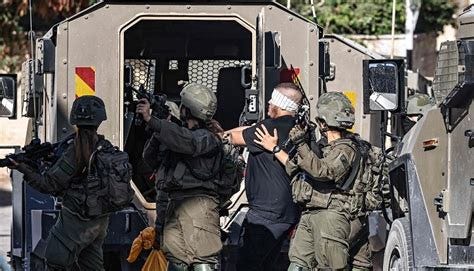 IOF carries out large-scale raid, arrest campaign across West Bank