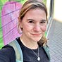 Rebecca Lindell's avatar