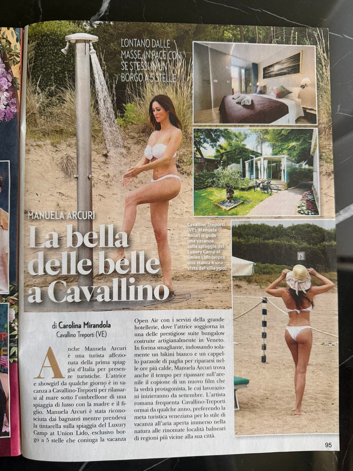 Manuela Arcuri su Novella 2000 