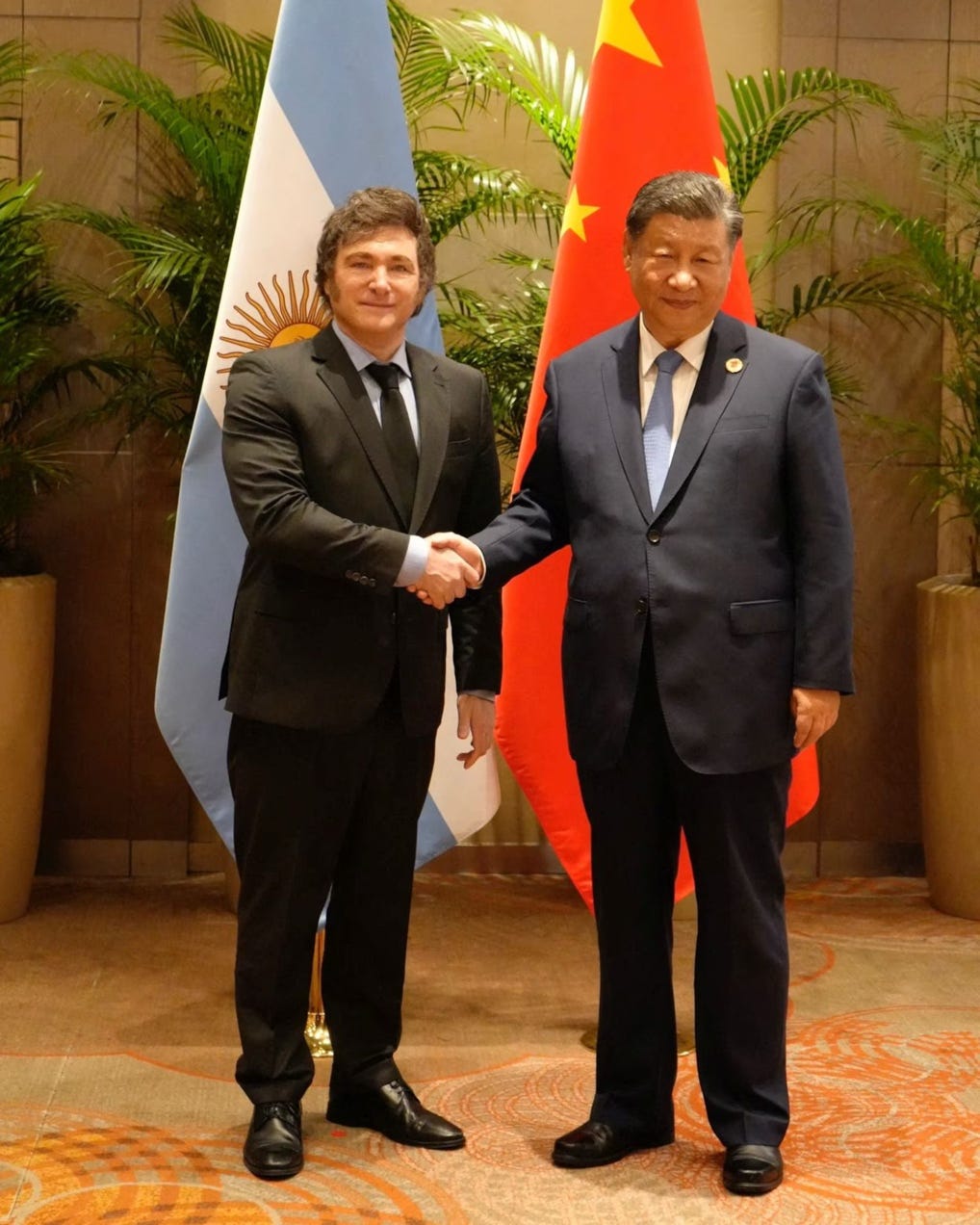 China's Xi meets Argentina's Milei for the first time in Rio | Reuters China's Xi meets Argentina's Milei for the first time in Rio | Reuters