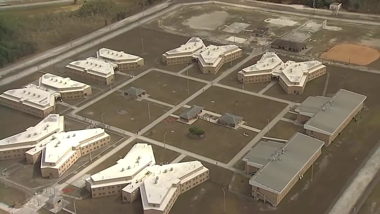 Detainees detail 'hellish' conditions at Krome Detention Center Detainees detail 'hellish' conditions at Krome Detention Center
