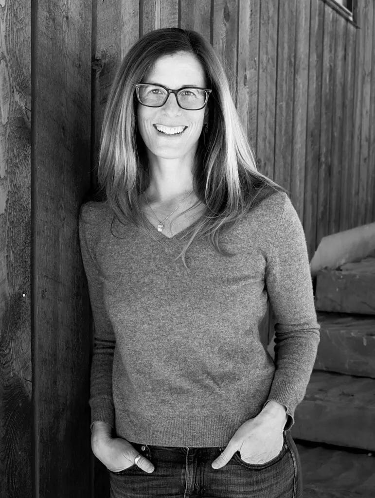 Lauren E. Oakes | Scientist & Award-Winning Author