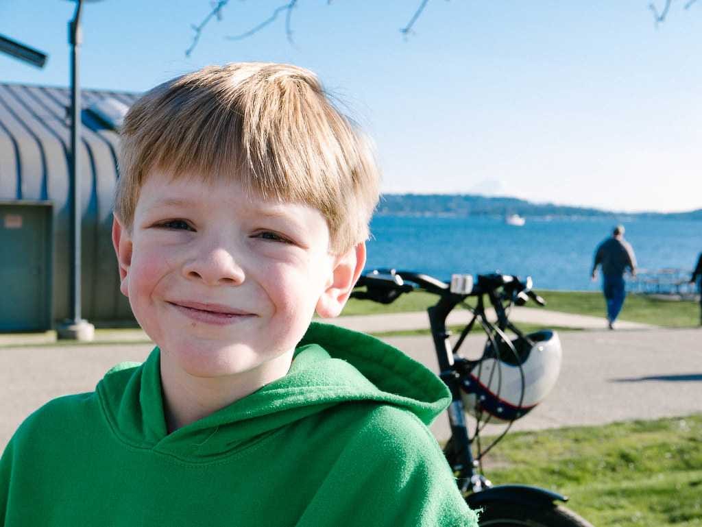 Seattle, with a bike, some of its abundant water, and hints of the trees.