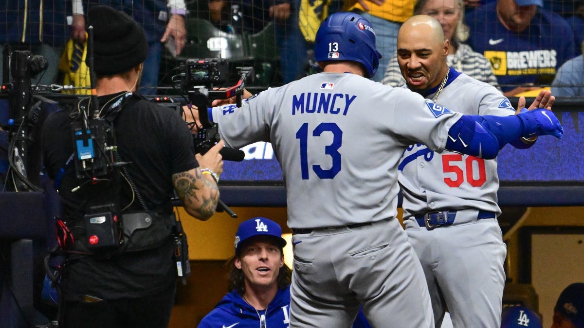 Mlb Playoffs Los Angeles Dodgers At Milwaukee Brewers