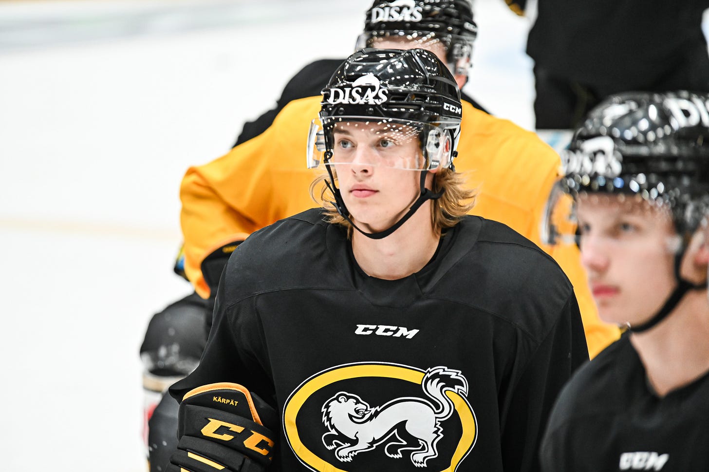 Ville Koivusesta viides NHL-sopimuksen kuluvana vuonna solminut kärppäpelaaja - Oulun Kärpät Ville Koivusesta viides NHL-sopimuksen kuluvana vuonna solminut kärppäpelaaja - Oulun Kärpät