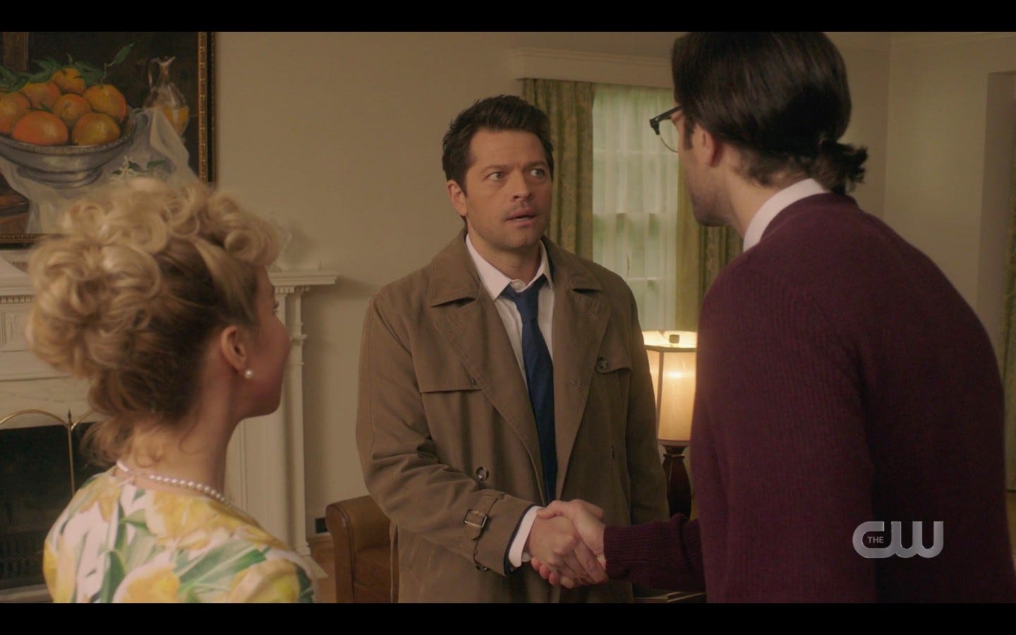 SPN 14.15 Castiel shaking Justin Sams hand confused SPN 14.15 Castiel shaking Justin Sams hand confused