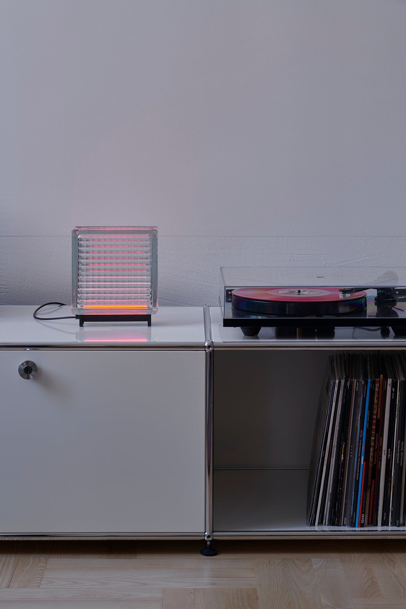 Cross Linear Lamp 01
