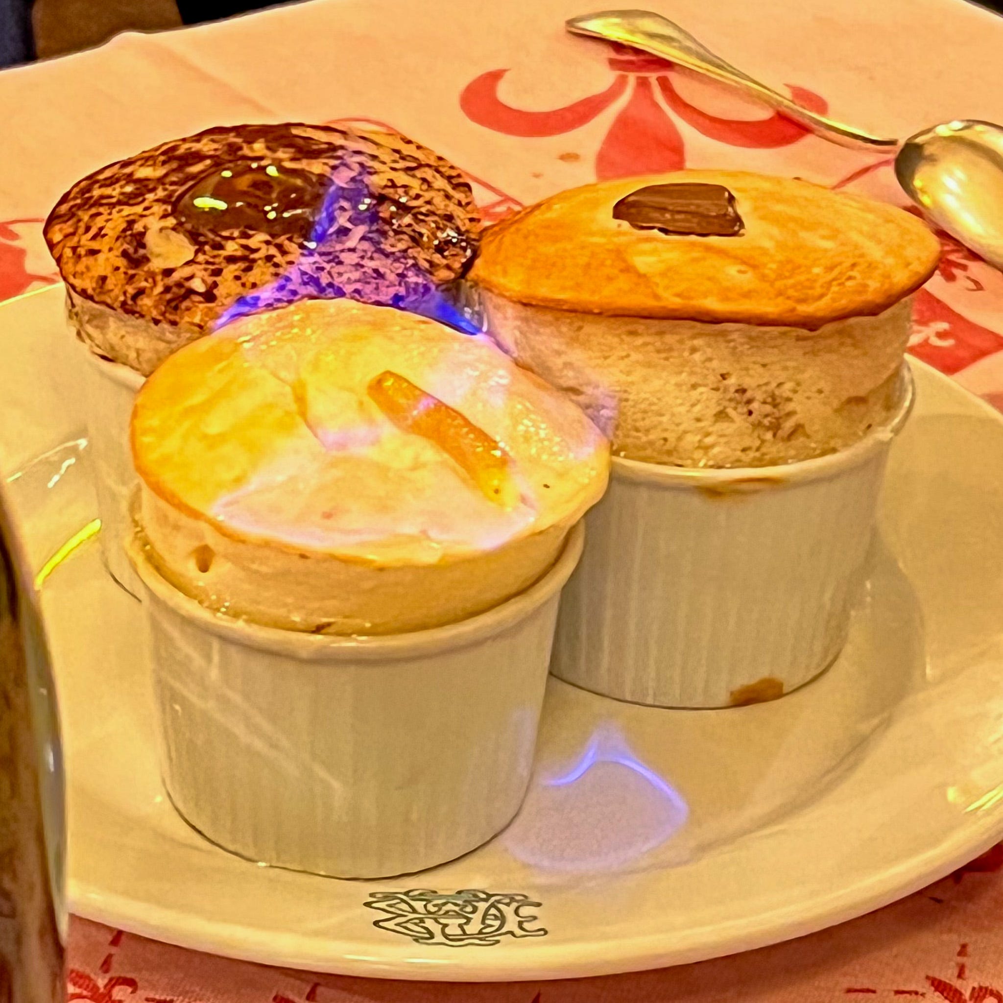 Auberge Bressane classic Paris bistro near the Eiffel Tower