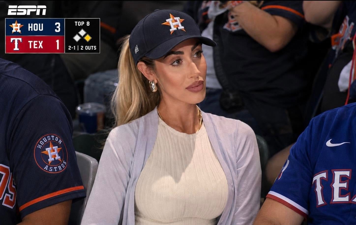 May be an image of text that says 'ESPN TOP 8 3 H HOU T TTEX TEX 12-1|20UTS 1 2-1|2OUTS 2 OUTS 2-1| |2OUTS 2 虫 HOUSTON H ASTROS TE' May be an image of text that says 'ESPN TOP 8 3 H HOU T TTEX TEX 12-1|20UTS 1 2-1|2OUTS 2 OUTS 2-1| |2OUTS 2 虫 HOUSTON H ASTROS TE'