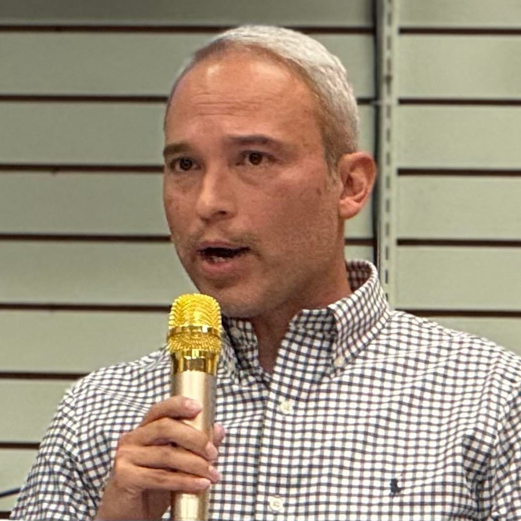 No photo description available.