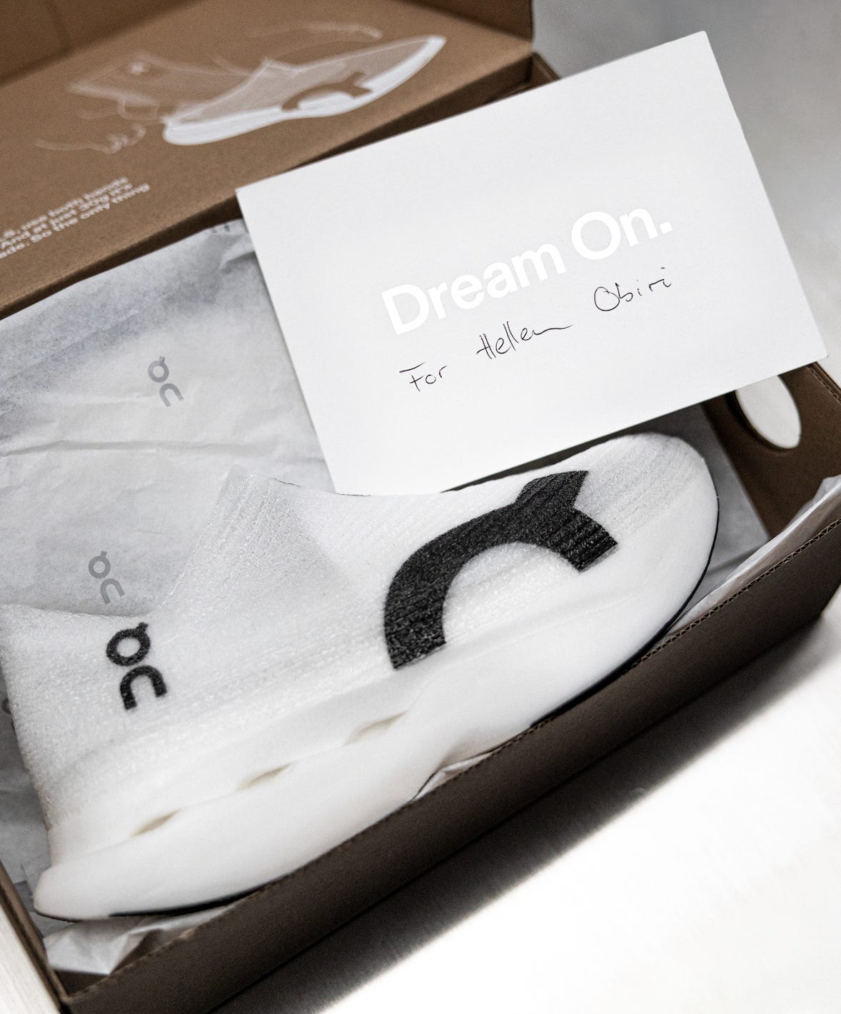 CLOUD   ビデオテープ How Does It Feel To Create NYC Marathon-Record Breaking Shoes