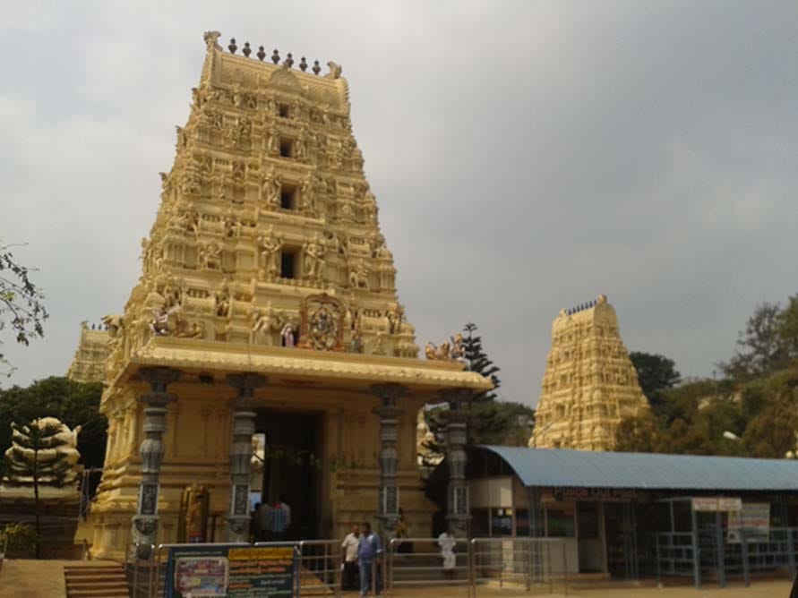 Dwaraka Tirumala Temple, West Godavari district (CC BY-SA 3.0) Dwaraka Tirumala Temple, West Godavari district (CC BY-SA 3.0)