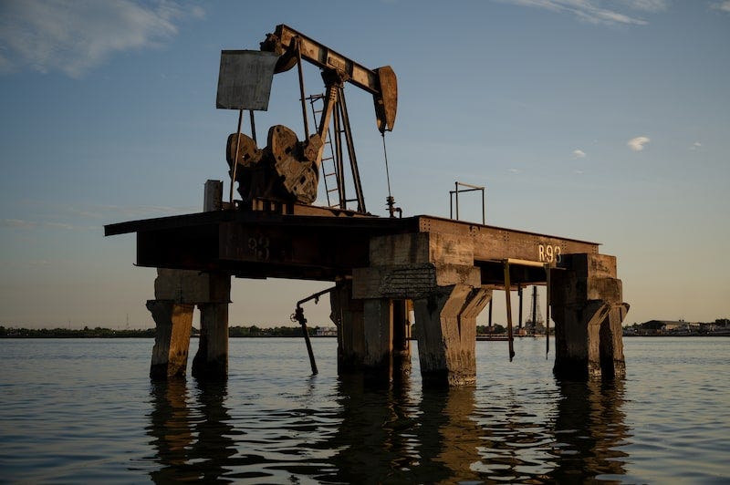 Venezuela Agrees To Grant US Exclusive Access To Oil Resources Venezuela Agrees To Grant US Exclusive Access To Oil Resources