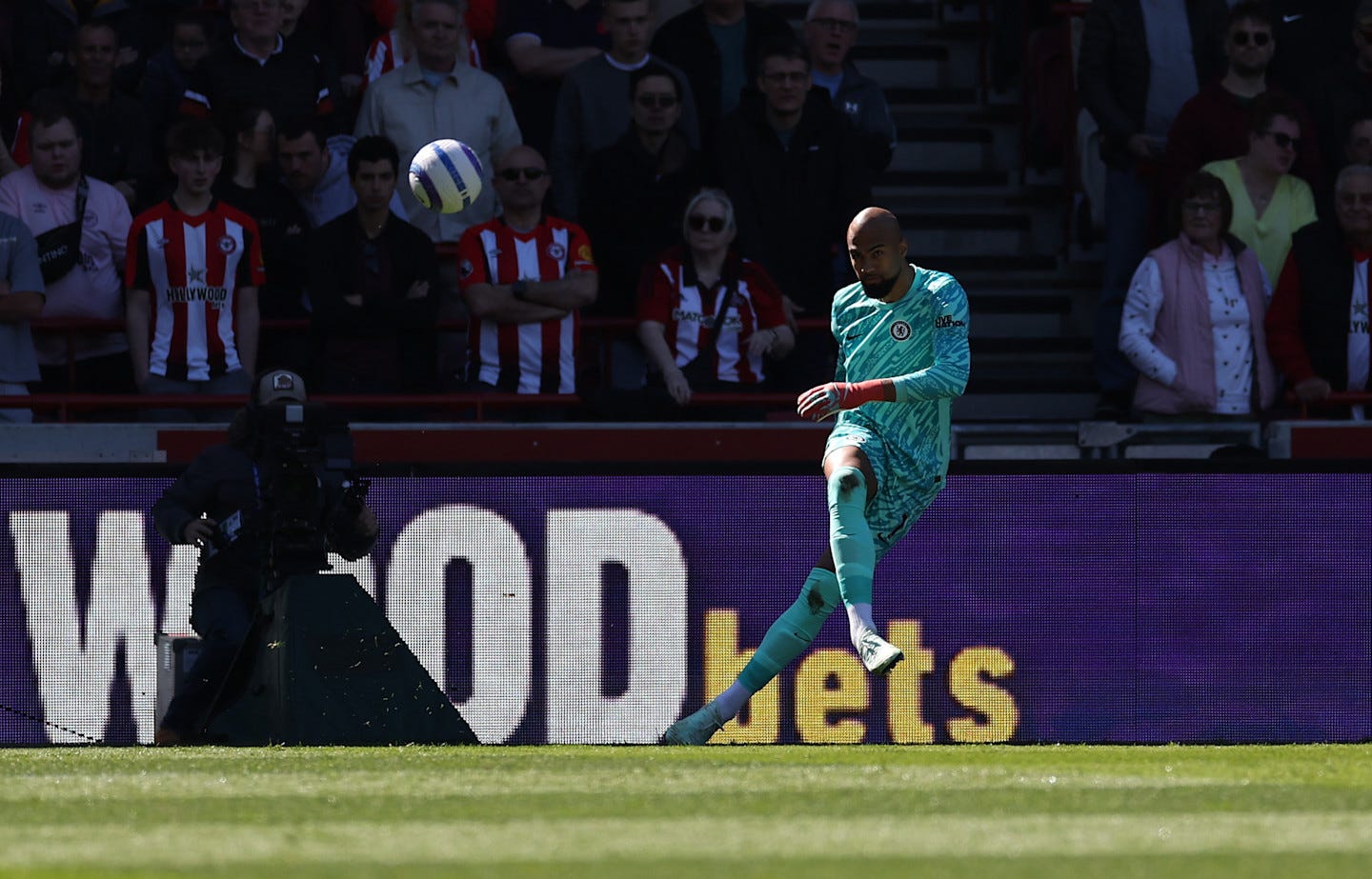 Robert Sanchez on feeling good and battling at Brentford | News | Official  Site | Chelsea Football Club