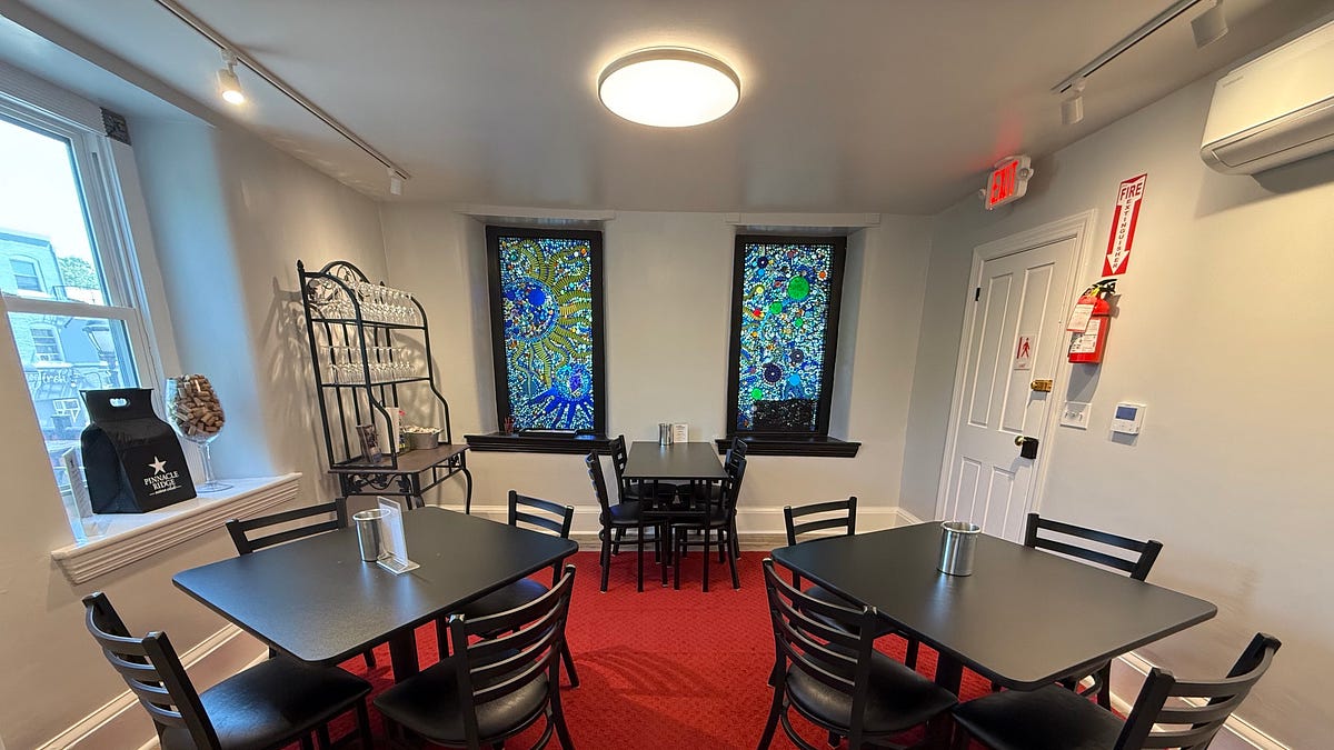Grape Escape: Pinnacle Ridge Winery satellite tasting room