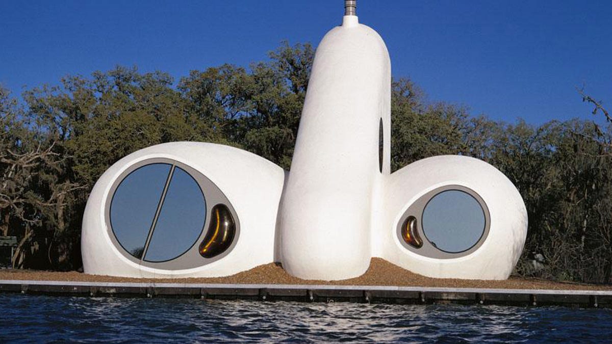 The house of the century - by Kim France
