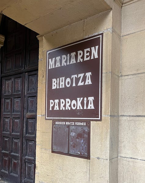 A variety of Basque typefaces with applications in public places: business signage, engraved in sculptures, on commercial products, street signs, plaques.