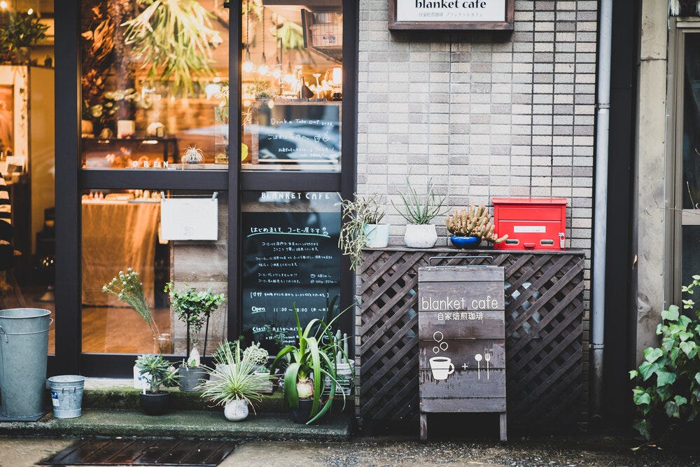 Blanket Cafe is cute on the exterior and beautiful  inside .