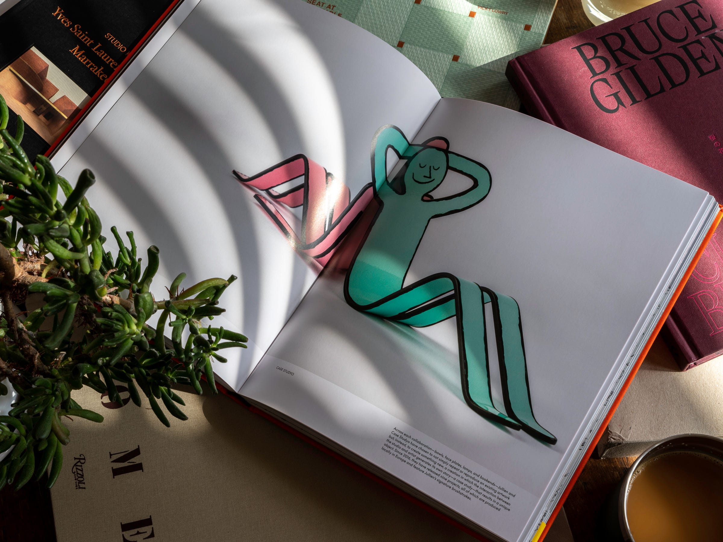 39 Desk Notes - Money Folder by Chris Force