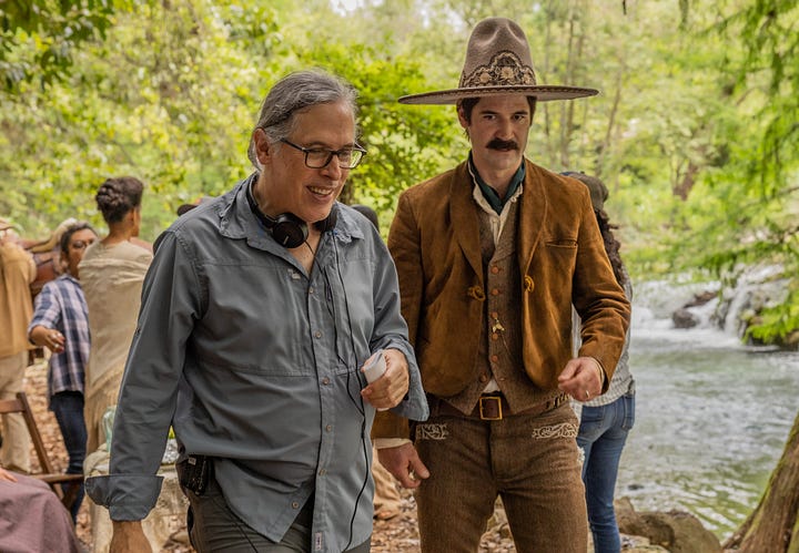O diretor Rodrigo Prieto com os atores Manuel Garcia-Rulfo e Tenoch Huerta