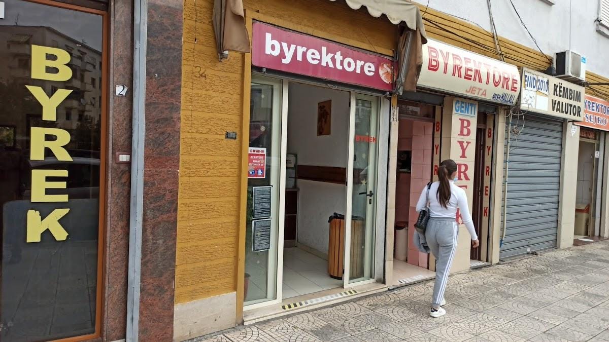 Byrektore Flakejd photo Byrektore Flakejd photo