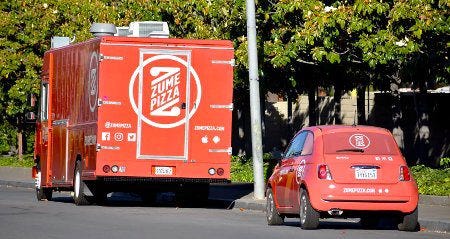 Un camion à pizza de la chaîne Zume Un camion à pizza de la chaîne Zume