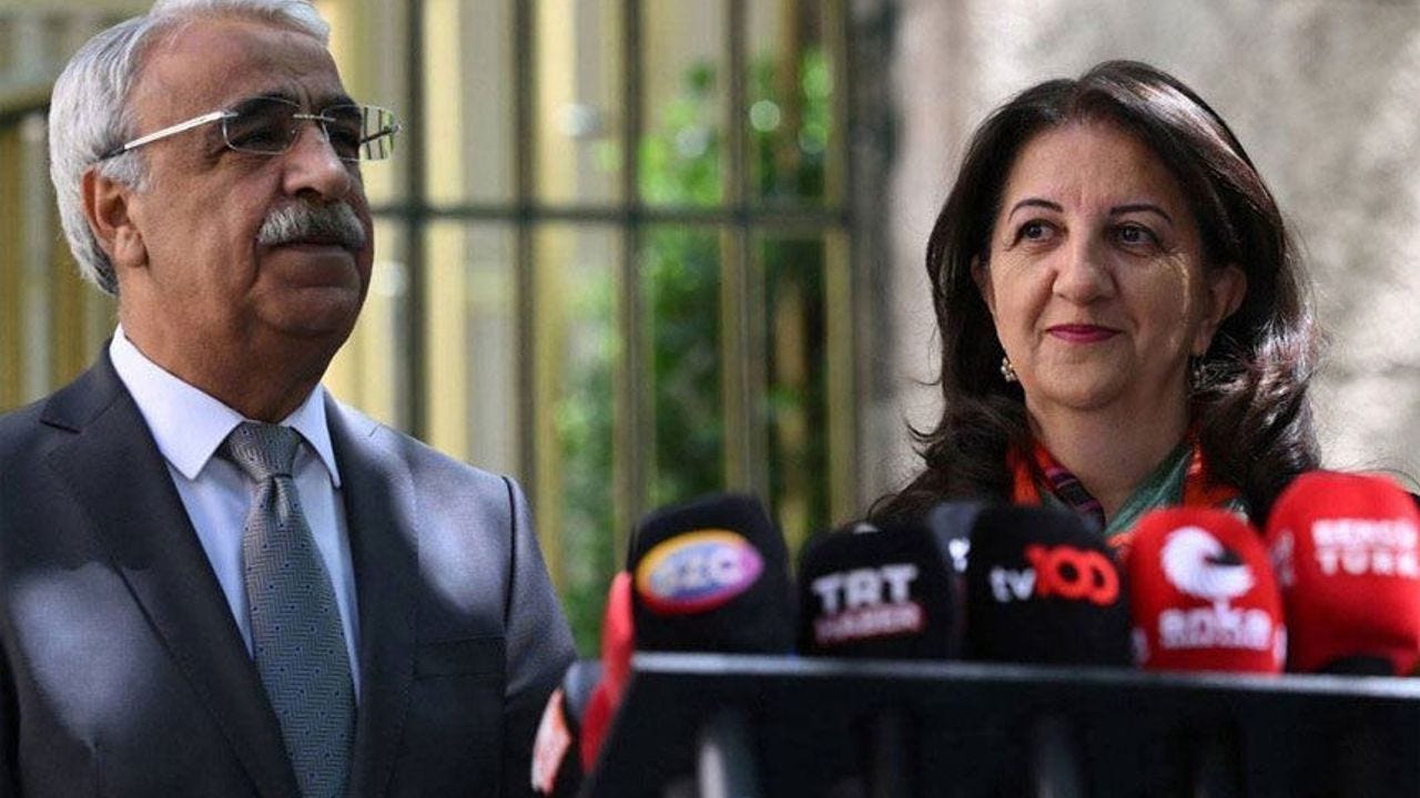 DEM Parti İmralı Heyeti, Efkan Ala ile görüştü DEM Parti İmralı Heyeti, Efkan Ala ile görüştü