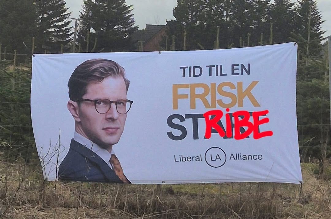 Ingen tilgængelig beskrivelse. Ingen tilgængelig beskrivelse.