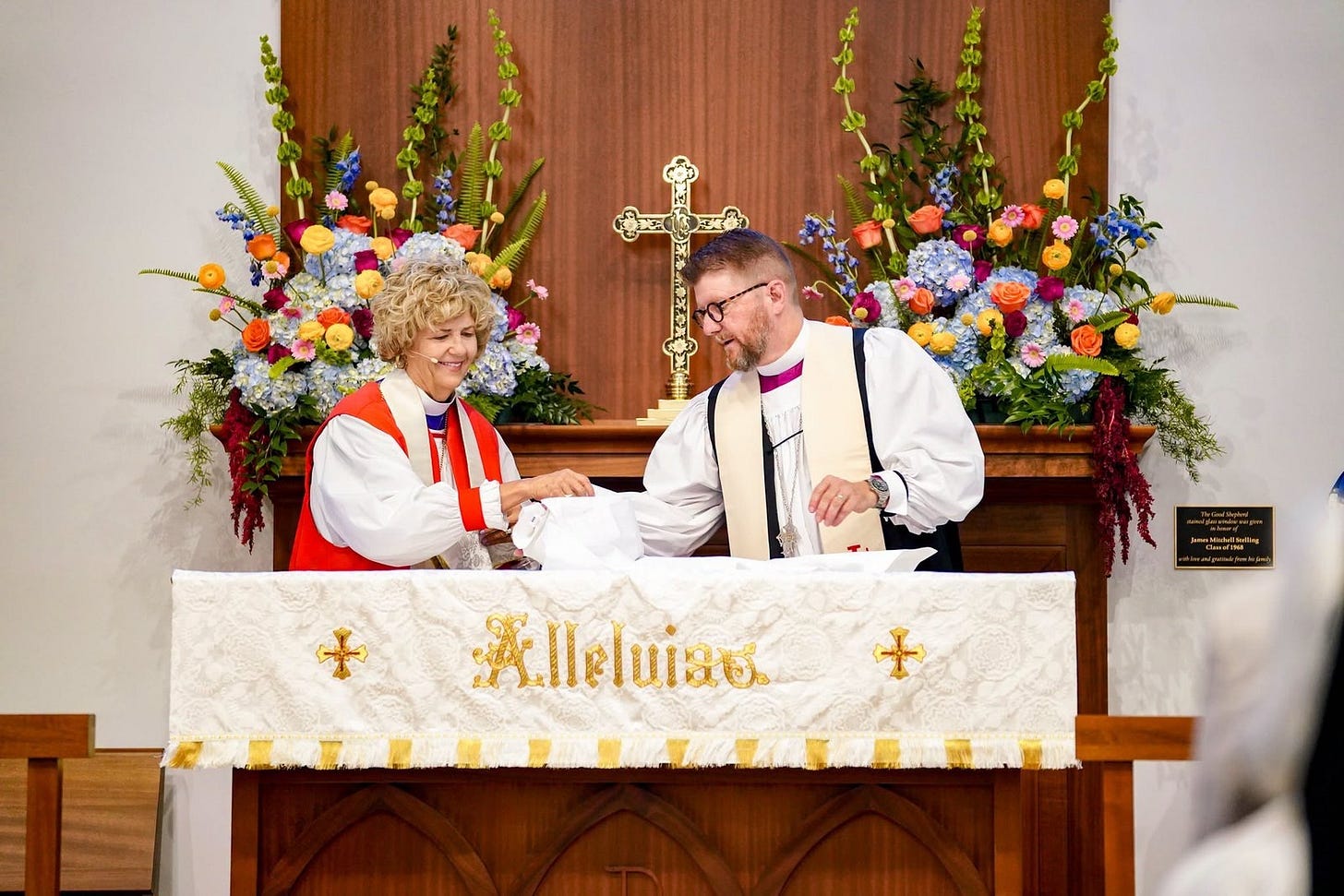 Rochet, Chimere, Stole—and a Rush to Judgment – Anglican Ink © 2026