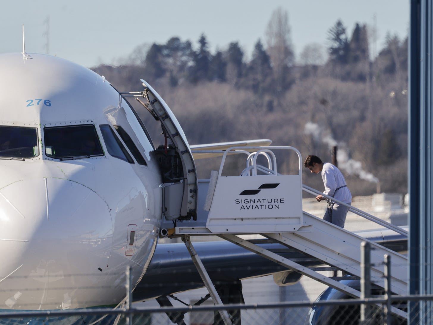 Inside ICE Air: What It's Like to Be a Deportation Flight Attendant —  ProPublica