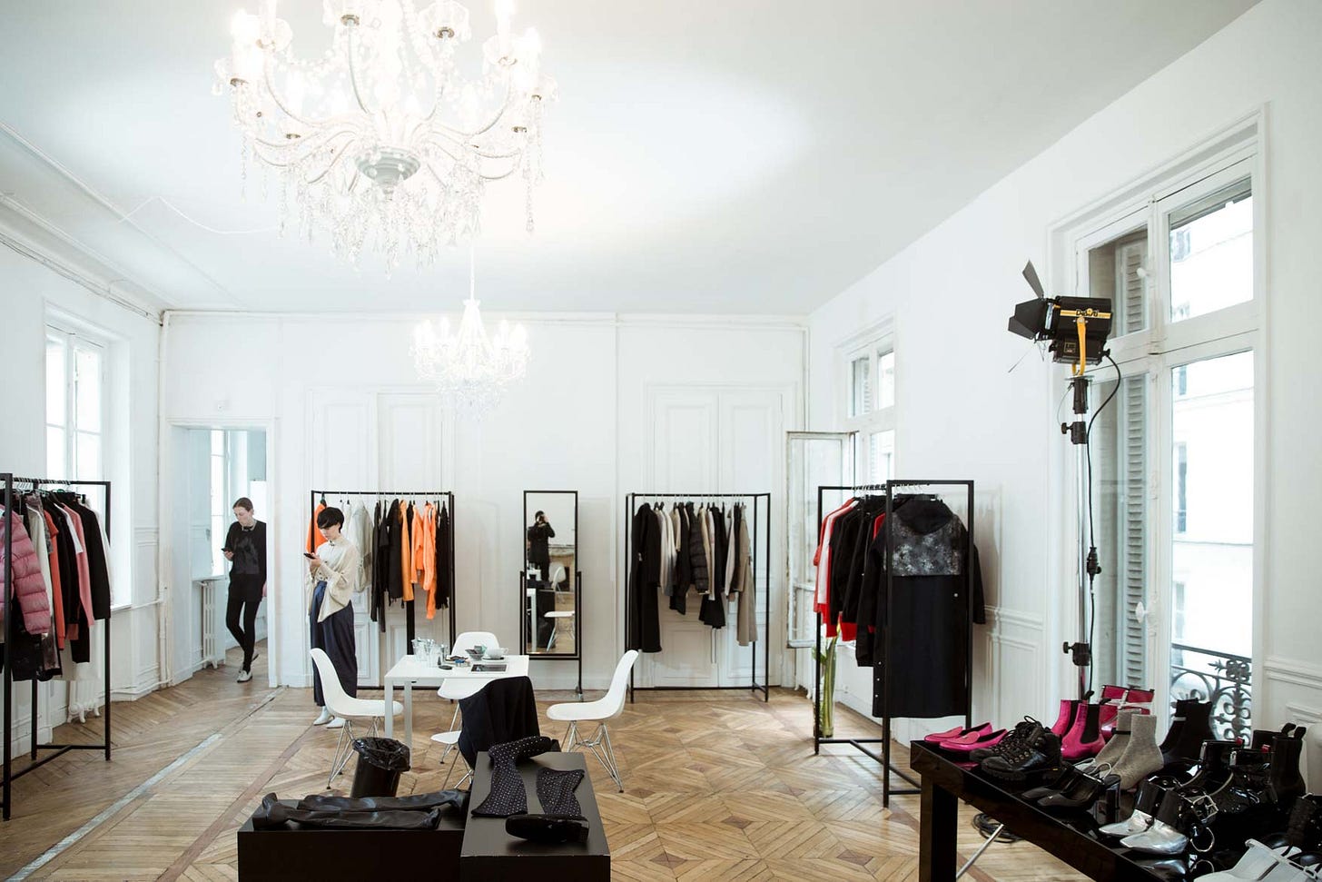 Women's Paris Fashion Week Fall/Winter' 18 Recap | LARMOIRE-SINGAPORE.COM