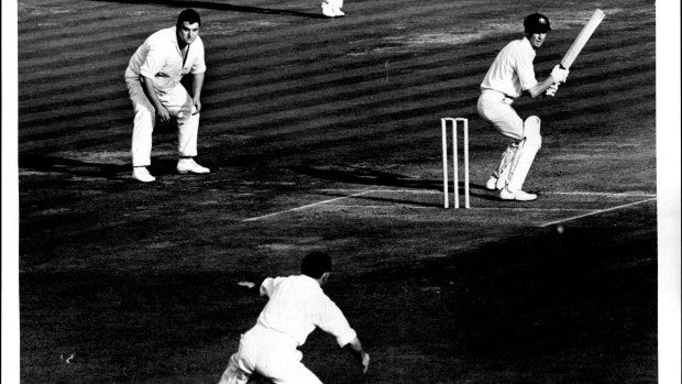 Cricket Australia: 'I thought they were pulling my leg': Victorian duo  Redpath, Jennings inducted into cricket hall of fame
