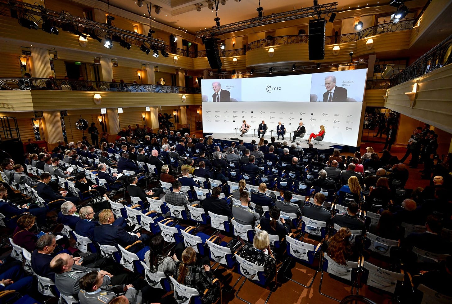 Alertan en la conferencia de Múnich sobre el futuro en Asia Alertan en la conferencia de Múnich sobre el futuro en Asia