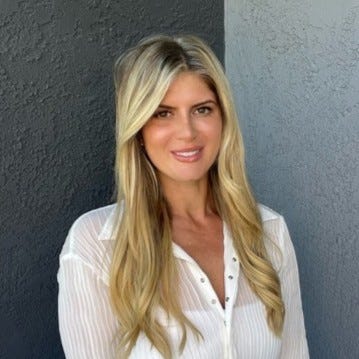 Profile photo of Elle Ayoub
