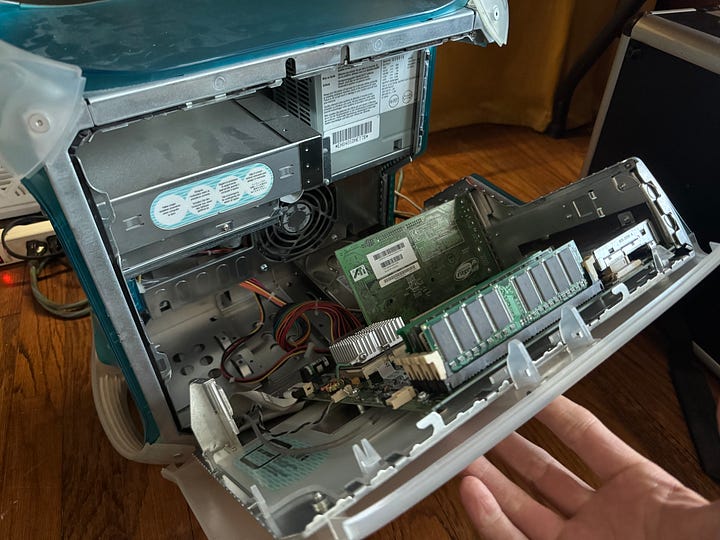 Upgrading the CD-ROM Drive in my PowerMac G3 - by Dan Scott
