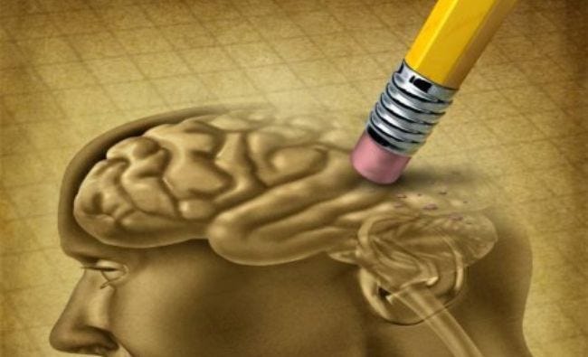 Descoperire revoluționară în medicină. Virusul care contribuie la apariţia bolii Alzheimer