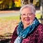 Mary Moss aka Word Wizard's avatar