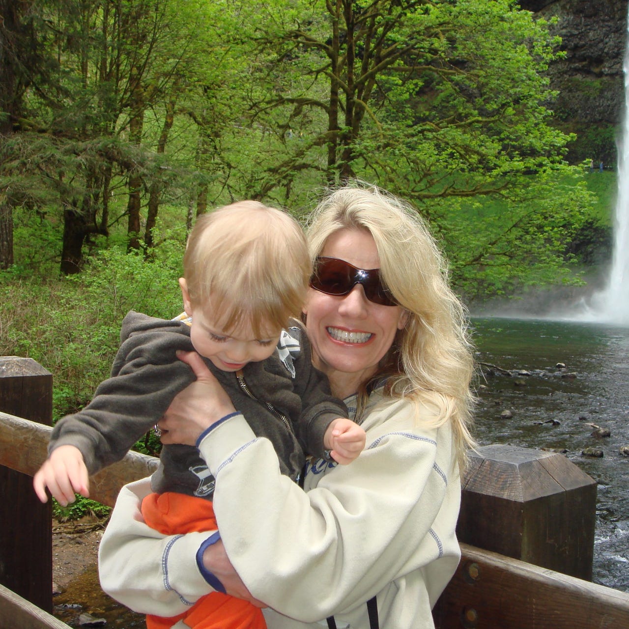 Stories of the Uncommon Artist