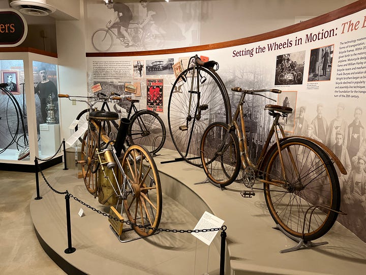 galleries, signs, displays, exhibits